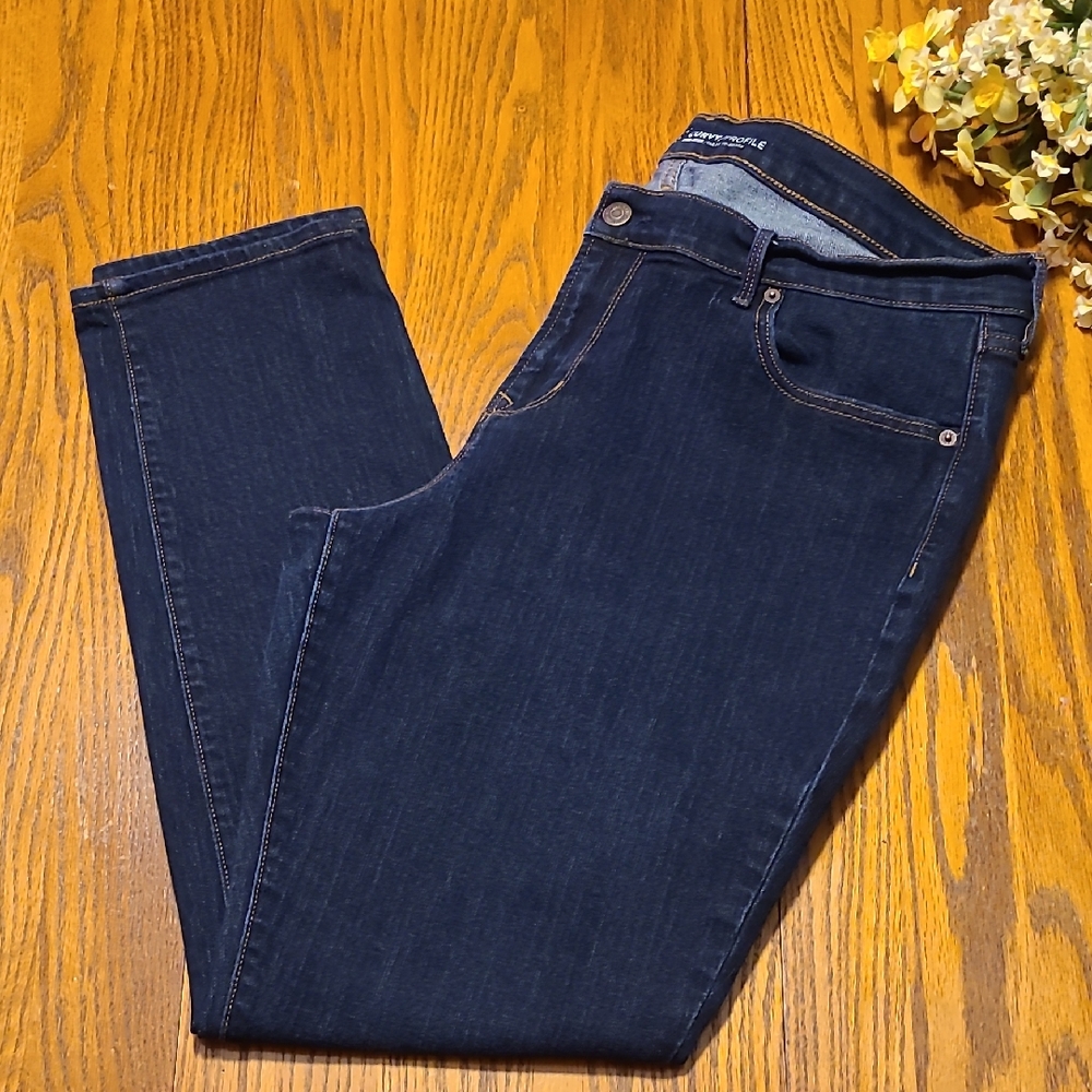 Old Navy Curvy Mid Rise Jeans / Ladies 16